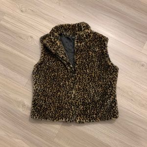 **SOLD**Vintage Cheetah Fuzzy Vest